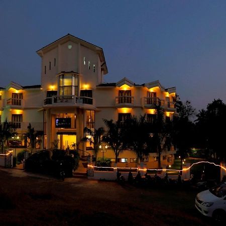 The Sea Horse Resort Baga Exterior photo